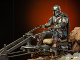 Mandalorian on Speederbike Star Wars The Mandalorian Deluxe Art 1/10 Scale Statue by Iron Studios