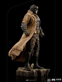 Knightmare Batman Zack Snyder's Justice League Art 1/10 Scale Statue by Iron Studios