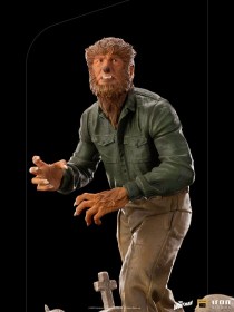 The Wolf Man Universal Monsters Deluxe Art 1/10 Scale Statue by Iron Studios