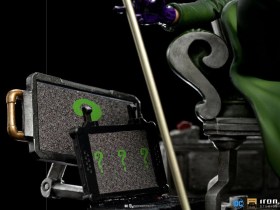 The Riddler DC Comics Deluxe Art 1/10 Scale Statue by Iron Studios