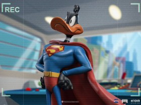 Daffy Duck Superman Space Jam A New Legacy Art 1/10 Scale Statue by Iron Studios