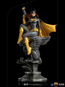 Batgirl DC Comics Deluxe Art 1/10 Scale Statue by Iron Studios