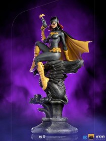 Batgirl DC Comics Deluxe Art 1/10 Scale Statue by Iron Studios