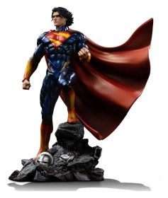 Superman Absolute DC Comics Art 1/10 Scale Statue by Iron Studios