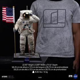 Astronaut Apollo 11 NASA Legacy Replica 1/4 Statue by Iron Studios