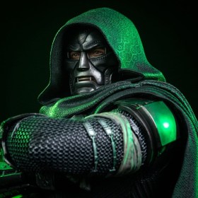 Doctor Doom Avengers Doomsday Legacy Replica 1/4 Statue by Iron Studios