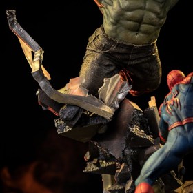 Spider-Man vs Hulk Marvel Comics Art 1/10 Scale Statue by Iron Studios