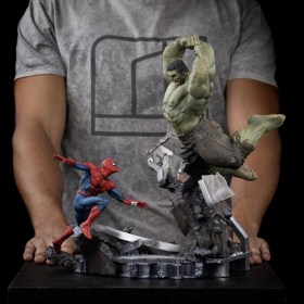 Spider-Man vs Hulk Marvel Comics Art 1/10 Scale Statue by Iron Studios