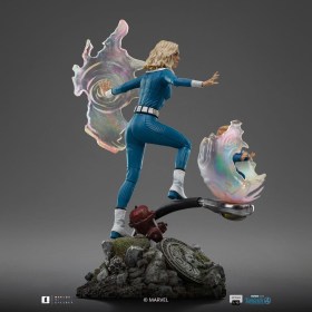 Invisible Woman and Franklin Fantastic Four Art 1/10 Scale Statue by Iron Studios