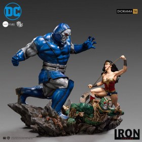 Wonder Woman Vs Darkseid (Ivan Reis) DC Comics 1/6 Diorama by Iron Studios