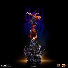 Spider-Man Deluxe Marvel Art 1/10 Scale Statue by Iron Studios
