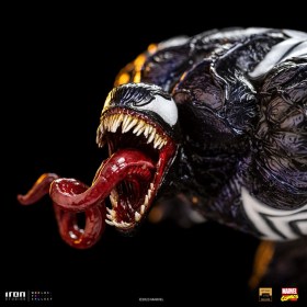 Venom Deluxe Marvel Art 1/10 Scale Statue by Iron Studios