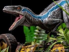 Blue Jurassic World Fallen Kingdom Deluxe Art 1/10 Scale Statue by Iron Studios