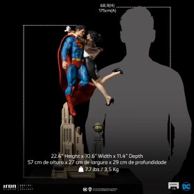 Superman & Lois DC Comics 1/6 Diorama by Iron Studios