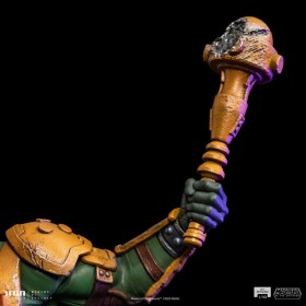 Man at Arms Masters of the Universe BDS Art 1/10 Scale Statue by Iron Studios