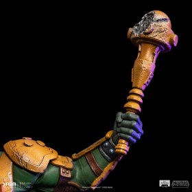 Man at Arms Masters of the Universe BDS Art 1/10 Scale Statue by Iron Studios