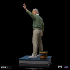 Stan Lee Legendary Years Marvel Art 1/10 Scale Statue by Iron Studios