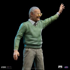 Stan Lee Legendary Years Marvel Art 1/10 Scale Statue by Iron Studios