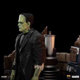 Frankenstein Monster Universal Monsters Deluxe Art 1/10 Scale Statue by Iron Studios