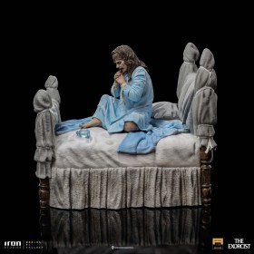 Possessed Regan McNeil Deluxe The Exorcist Art 1/10 Scale Statue by Iron Studios