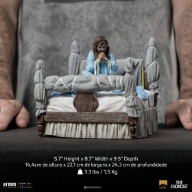 Possessed Regan McNeil Deluxe The Exorcist Art 1/10 Scale Statue by Iron Studios