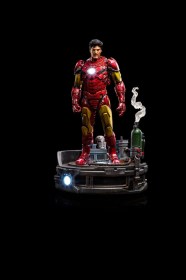 Iron Man Unleashed Deluxe Marvel Art 1/10 Scale Statue by Iron Studios