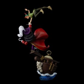 Peter Pan vs Hook Disney 1/10 Scale Statue by Iron Studios