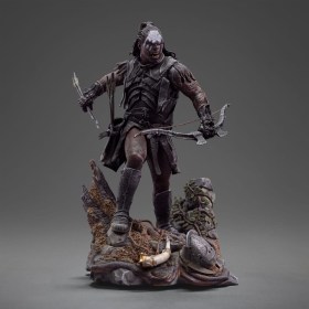 Lurtz, Uruk-Hai Leader The Lord of the Rings Art 1/10 Scale Statue by Iron Studios