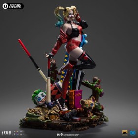 Harley Quinn Deluxe (Gotham City Sirens) DC Comics Art 1/10 Scale Statue by Iron Studios