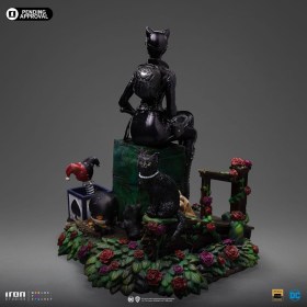 Catwoman (Gotham City Sirens) DC Comics Deluxe Art 1/10 Scale Statue by Iron Studios