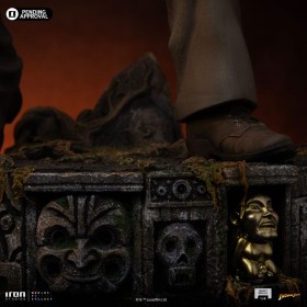 Indiana Jones Legacy Replica 1/4 Statue by Iron Studios
