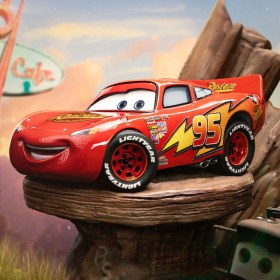 Lightning Mcqueen & Tow Mater Cars Deluxe Art 1/10 Scale Statue by Iron Studios