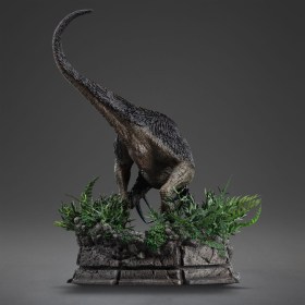 Therizinosaurus Jurassic World Dominion Demi Art 1/20 Scale Statue by Iron Studios