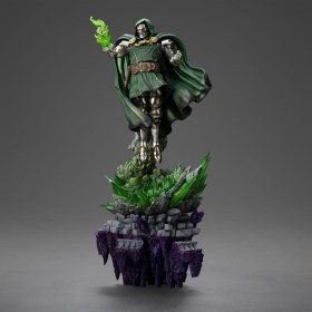 Doctor Doom Deluxe The Infinity Gauntlet Marvel Legends Diorama 1/10 Statue by Iron Studios