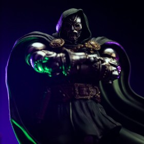 Doctor Doom The Infinity Gauntlet Marvel Legends Diorama 1/10 Statue by Iron Studios