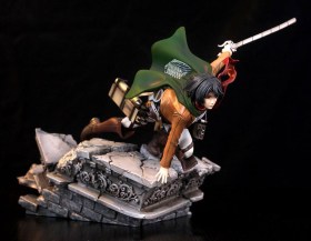 Hope for Humanity Attack on Titan Diorama by Kinetiquettes