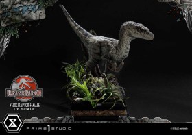 Velociraptor Female Jurassic Park III Legacy Museum Collection 1/6 Statue by Prime 1 Studio