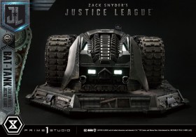 Bat-Tank Zack Snyder's Justice League Museum Masterline Diorama by Prime 1 Studio