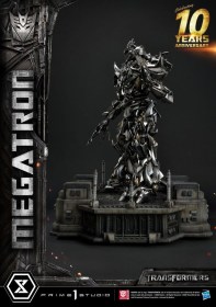 Megatron Transformers Museum Masterline Statue by Prime 1 Studio