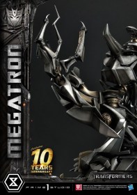 Megatron Transformers Museum Masterline Statue by Prime 1 Studio