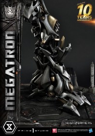Megatron Transformers Museum Masterline Statue by Prime 1 Studio