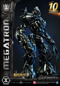 Megatron Deluxe Bonus Version Transformers Museum Masterline Statue by Prime 1 Studio