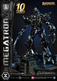 Megatron Deluxe Bonus Version Transformers Museum Masterline Statue by Prime 1 Studio