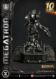 Megatron Deluxe Bonus Version Transformers Museum Masterline Statue by Prime 1 Studio