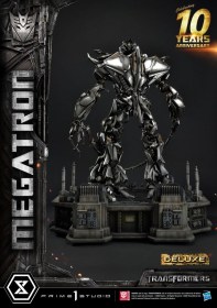 Megatron Deluxe Bonus Version Transformers Museum Masterline Statue by Prime 1 Studio