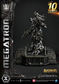 Megatron Deluxe Bonus Version Transformers Museum Masterline Statue by Prime 1 Studio