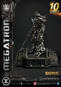 Megatron Deluxe Bonus Version Transformers Museum Masterline Statue by Prime 1 Studio