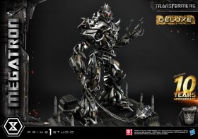 Megatron Deluxe Bonus Version Transformers Museum Masterline Statue by Prime 1 Studio