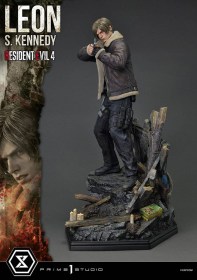 Leon S. Kennedy Resident Evil 4 Statue 1/4 Scale by Prime 1 Studio