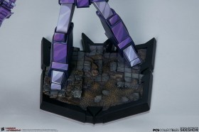Shockwave Transformers Classic Scale Statue by Pop Culture Shock